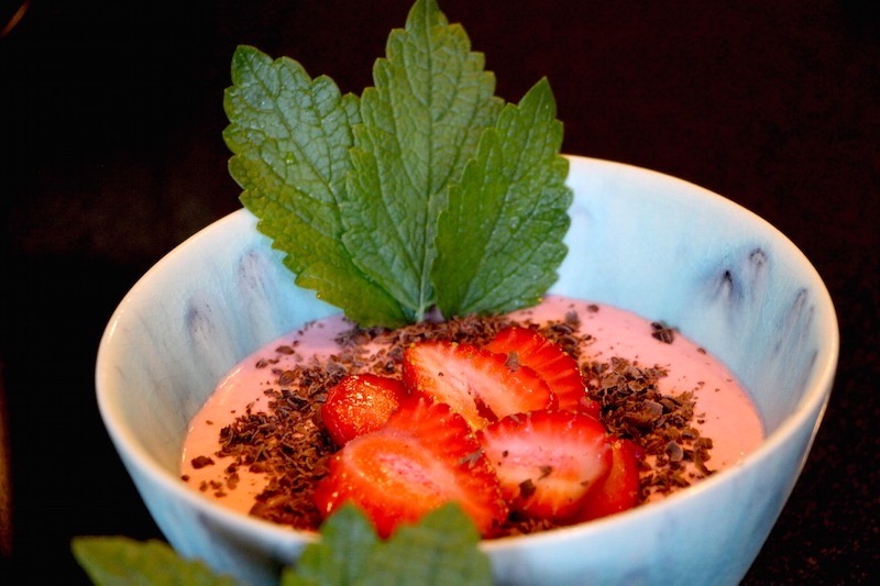 Joghurt mit Erdbeermus