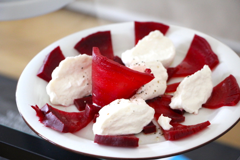 Rote Bete-Carpaccio und Krennockerl